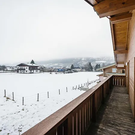 Holiday In Ski Area In 度假居